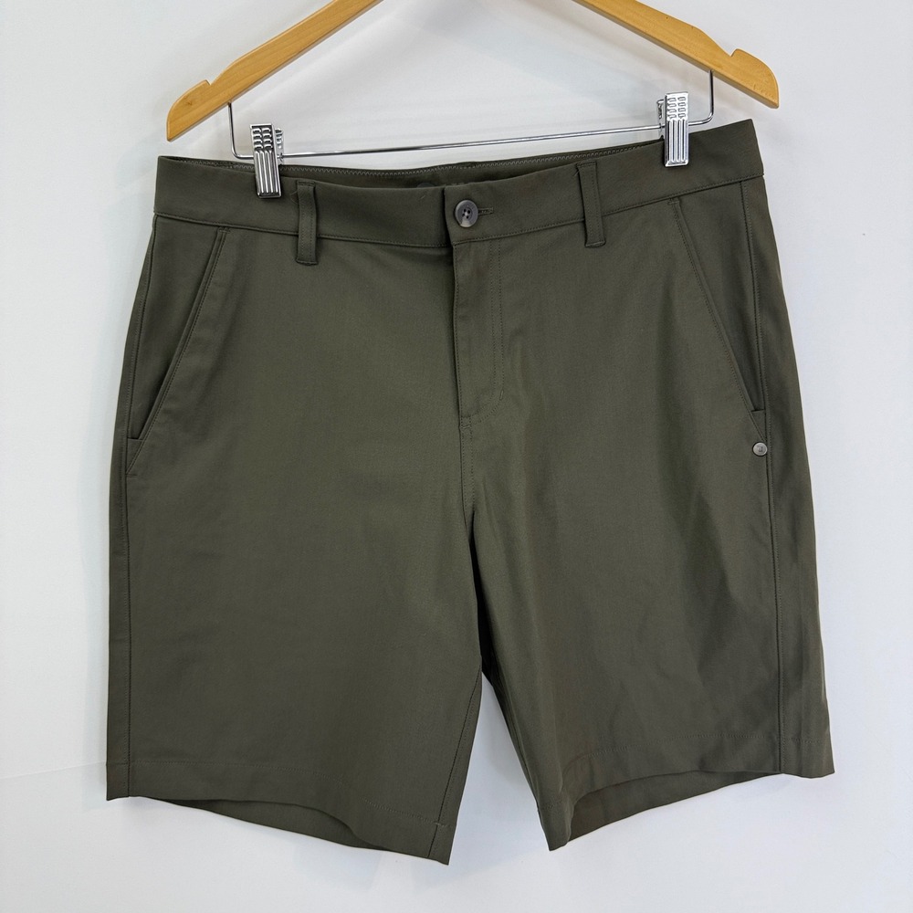 Vuori Aim Short Mens 32 Olive Green V379 Performance Stretch Golf Pockets